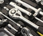 Набор инструмента ER-80061 1/4"&1/2"DR 6-гранный 61 предмет ЭВРИКА 1/3 — изображение 2